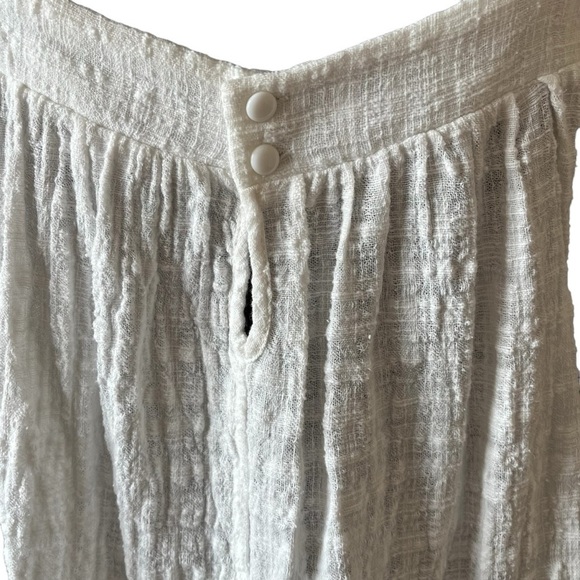 Lumiere Women's Cream Square Neck Ruffled Wide Strap Tank Top Size S - Picture 2 of 10